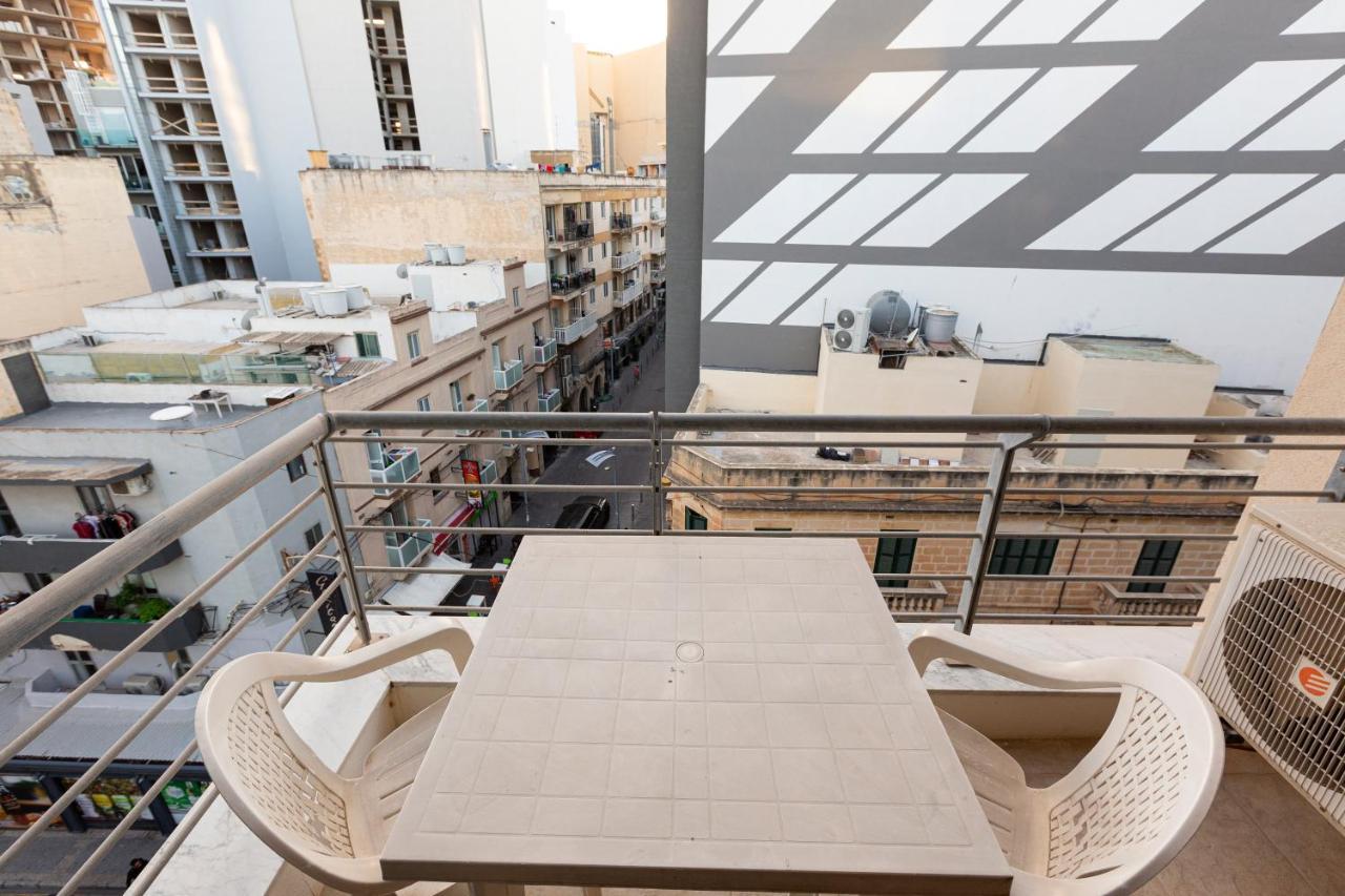 Lovely, Spacious High Floor Apt In Central Pv & Ac By 360 Estates Saint Julian's Exteriér fotografie